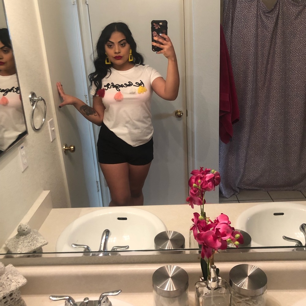 Shirt & earrings